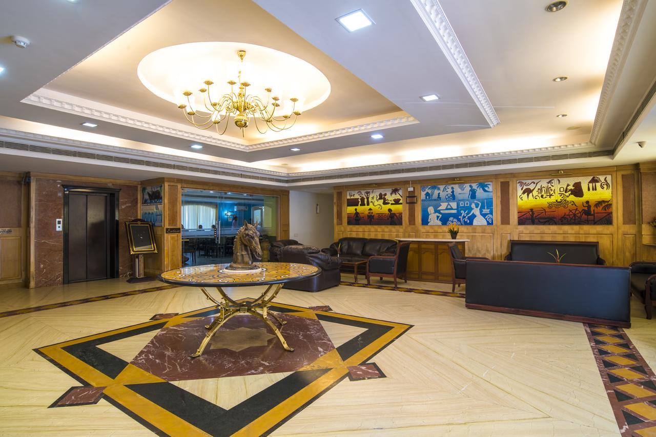 กอล์ฟ วิว โฮเต็ลส์ แอนด์ สวีทส์ Hotel เนดุมบัสเซรี ภายนอก รูปภาพ