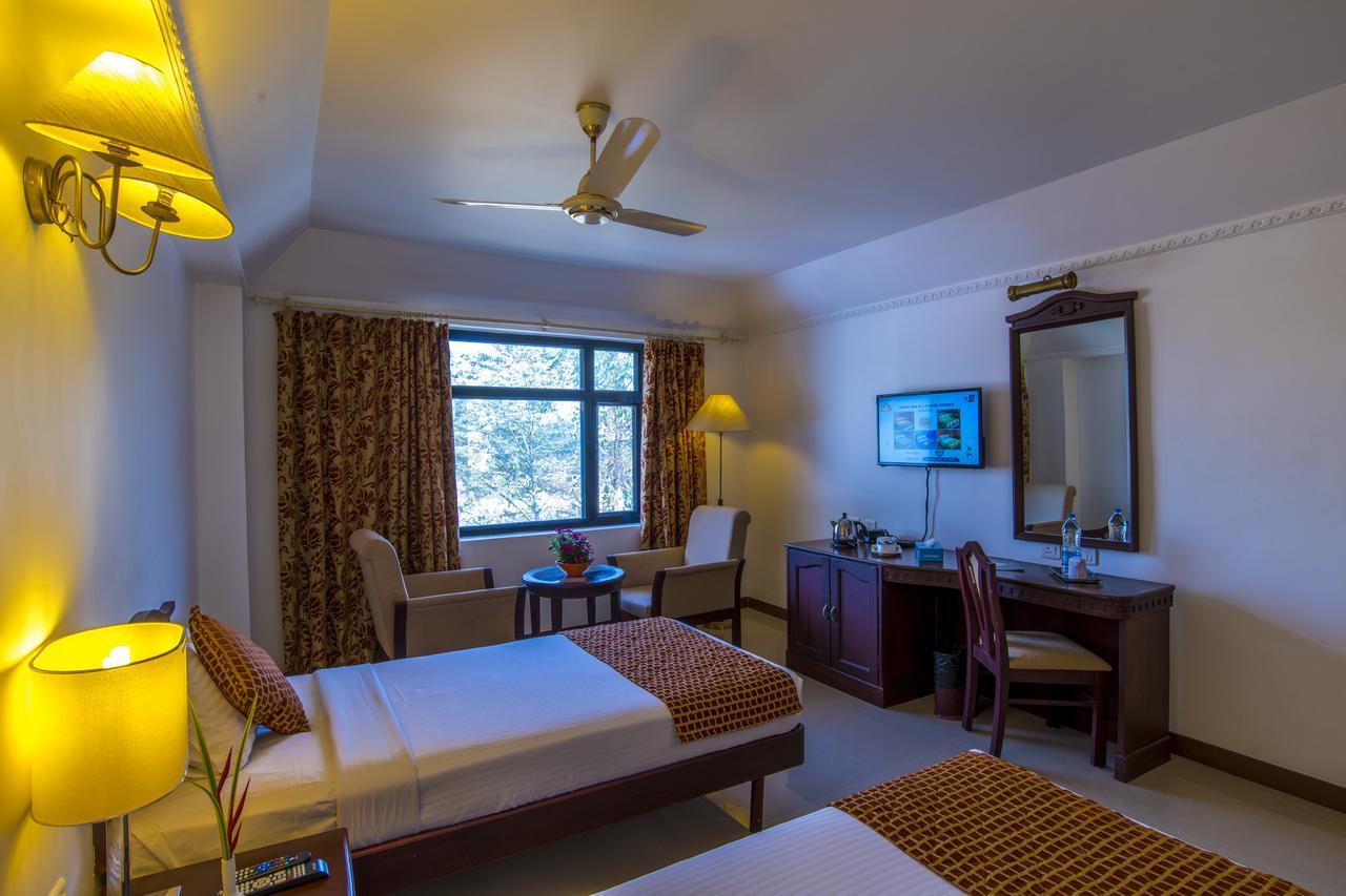 กอล์ฟ วิว โฮเต็ลส์ แอนด์ สวีทส์ Hotel เนดุมบัสเซรี ภายนอก รูปภาพ